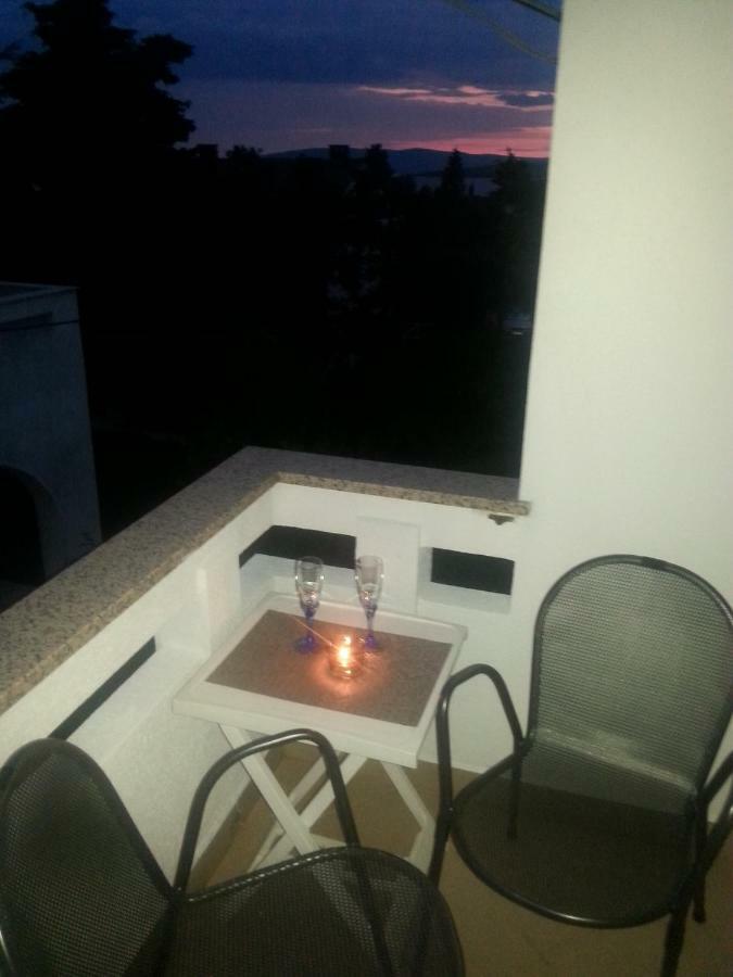 Apartment Punat Exterior photo